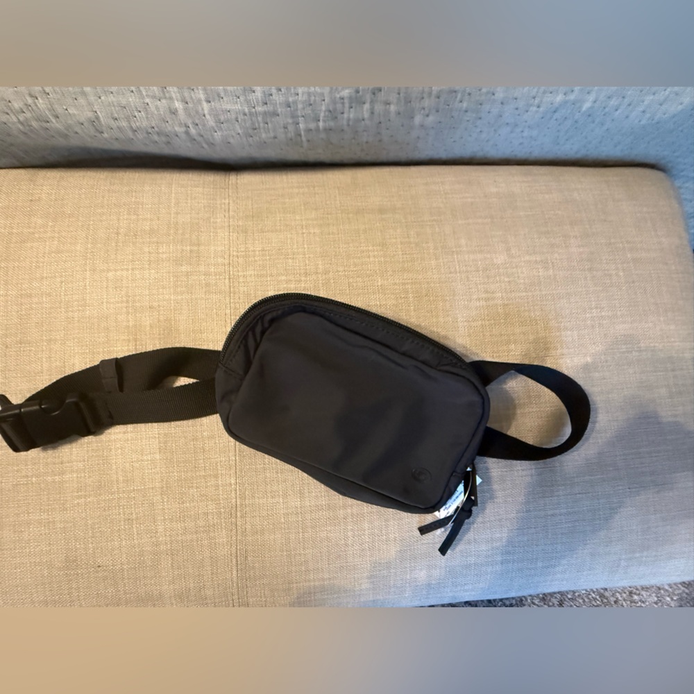 GAP Black Mini Belt Bag